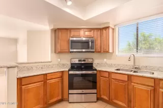 Photo #4: 6260122 Listing