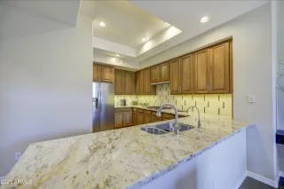 Photo #6: 6260154 Listing