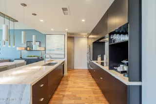 Photo #6: 6260443 Listing