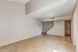 Photo #5: 6260594 Listing