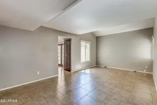 Photo #6: 6260594 Listing