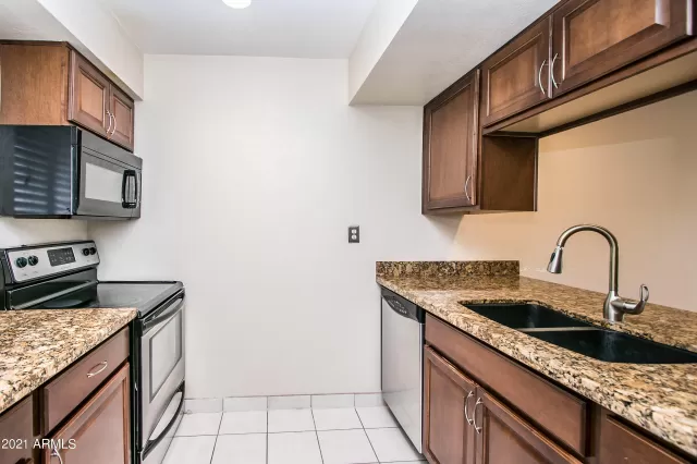 MLS: 6260747 Condo For Sale