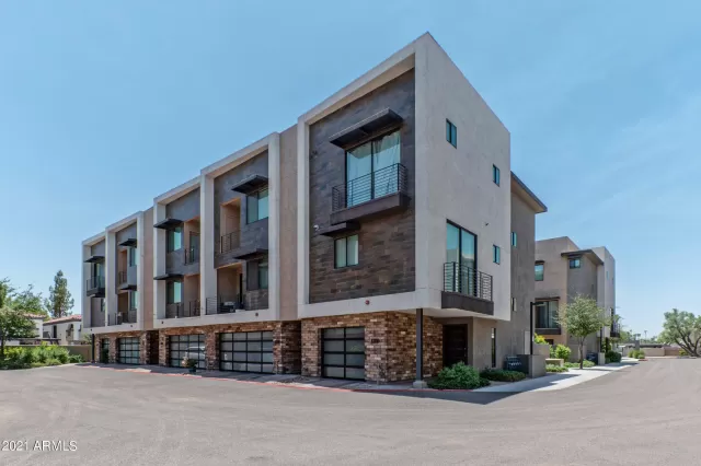 MLS: 6260863 Condo For Sale