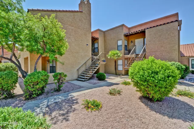 MLS: 6260877 Condo For Sale