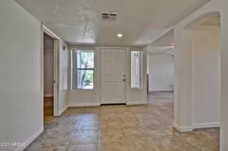 Photo #3: 6260877 Listing