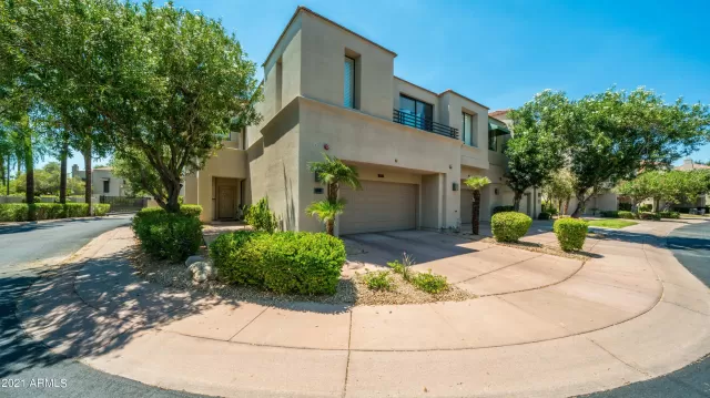 MLS: 6261164 Condo For Sale