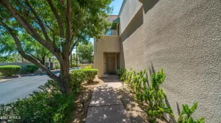 Photo #2: 6261164 Listing