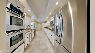 Photo #5: 6261572 Listing