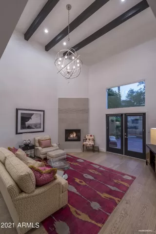 Photo #5: 6261671 Listing