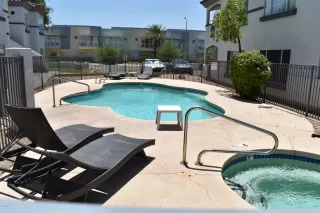 Photo #6: 6261785 Listing