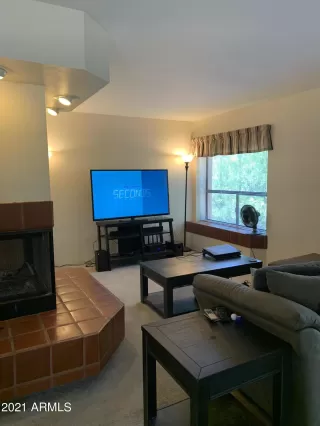 Photo #3: 6261982 Listing