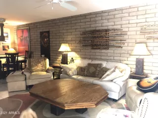 Photo #2: 6262501 Listing