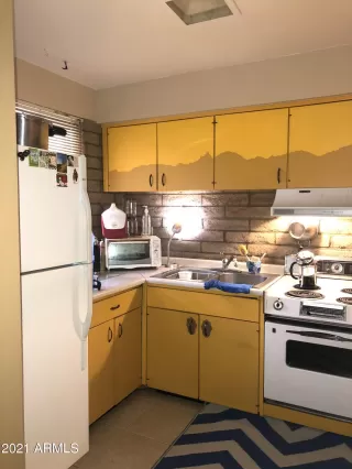 Photo #4: 6262501 Listing