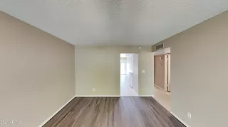 Photo #5: 6262506 Listing 