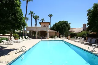 Photo #2: 6262517 Listing