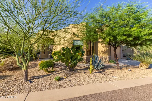 MLS: 6262701 Condo For Sale