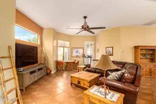 Photo #4: 6262701 Listing 