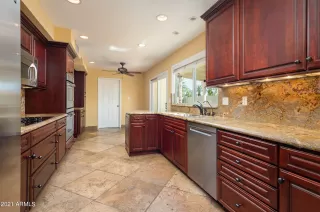 Photo #3: 6262766 Listing