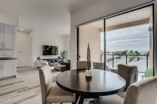 Photo #4: 6262872 Listing