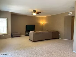 Photo #6: 6263098 Listing 