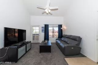Photo #2: 6263175 Listing 
