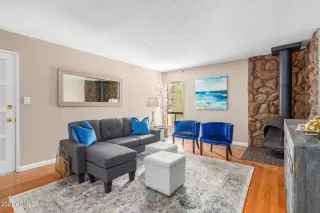 Photo #2: 6263197 Listing