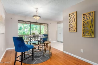 Photo #4: 6263197 Listing