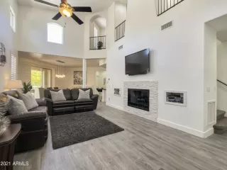 Photo #3: 6263293 Listing