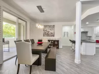 Photo #4: 6263293 Listing