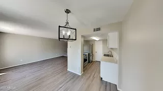 Photo #2: 6263327 Listing