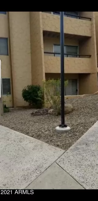 Photo #3: 6263394 Listing