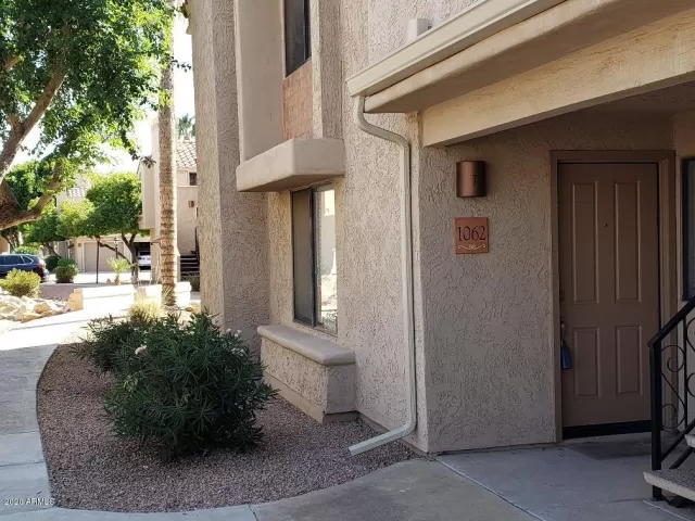 MLS: 6263455 Condo For Sale