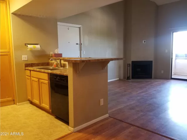 MLS: 6263521 Condo For Sale