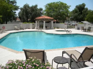 Photo #3: 6263528 Listing 