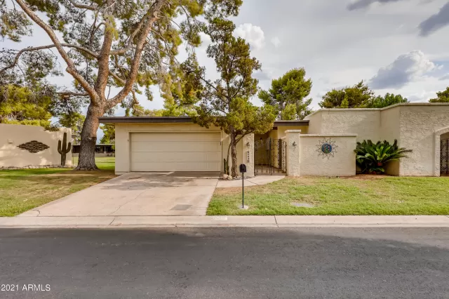 MLS: 6263550 Condo For Sale
