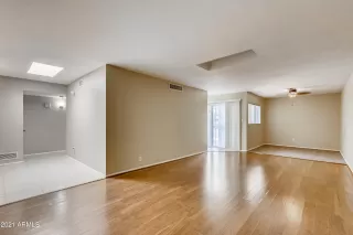 Photo #6: 6263550 Listing 