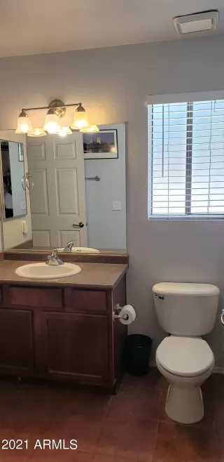 Photo #4: 6263810 Listing