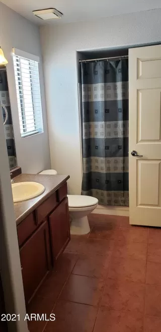 Photo #6: 6263810 Listing