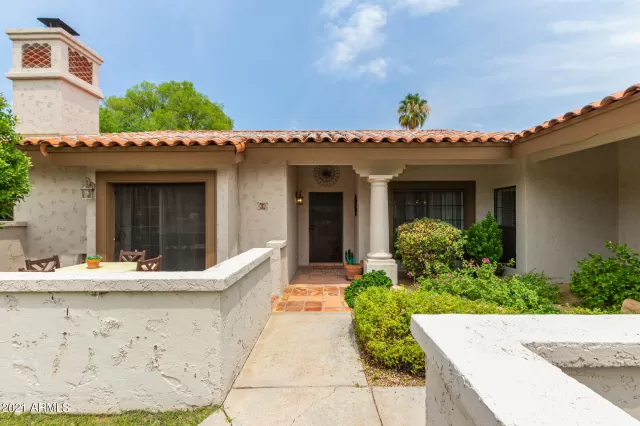 MLS: 6263856 Condo For Sale