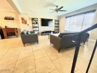 Photo #2: 6263987 Listing