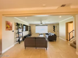 Photo #3: 6263987 Listing