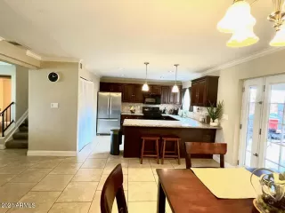 Photo #5: 6263987 Listing