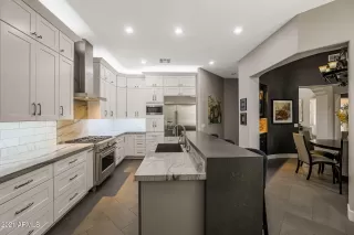 Photo #3: 6264261 Listing