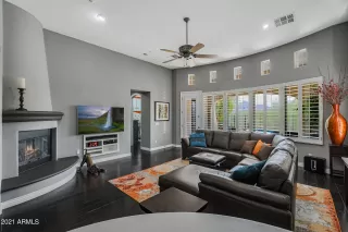 Photo #4: 6264261 Listing