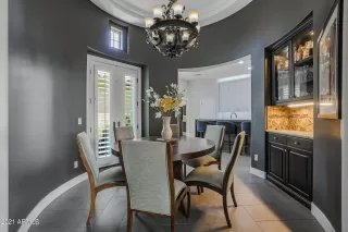 Photo #6: 6264261 Listing