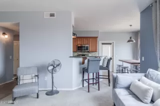 Photo #3: 6264273 Listing 