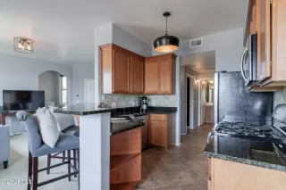 Photo #6: 6264273 Listing 