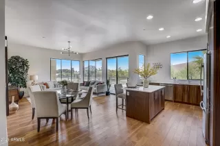 Photo #1: 6264291 Listing