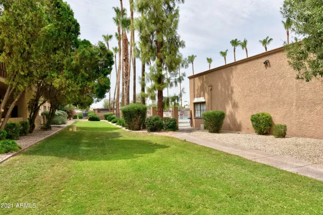 MLS: 6264404 Condo For Sale