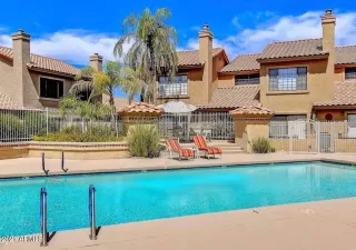 Photo #3: 6264486 Listing 